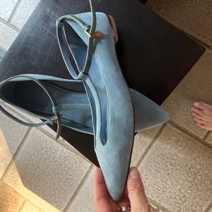 Size 8 Tory Burch light blue suede t strap flat
